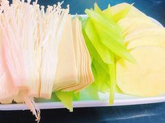 蔬菜拼盘-鱼鼎香烤鱼火锅(华发商都店)