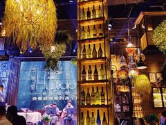 -临界音乐酒馆·小龙虾·江湖菜(华熙LIVE·鱼洞店)
