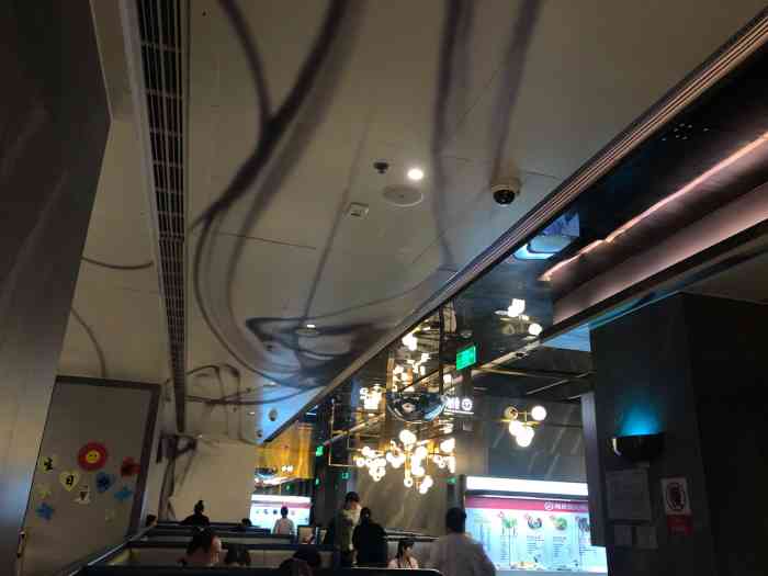 海底捞火锅(印象汇店)-"海底捞《印象汇店》昨天下班没吃饭,想想.