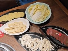 -快乐小羊·内蒙牛羊肉火锅(流花中心店)