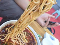 -伊穆祥牛肉面总店·清真