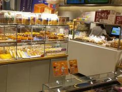 面包甜点陈列柜-BreadTalk面包新语·烘焙蛋糕(领展购物广场店)