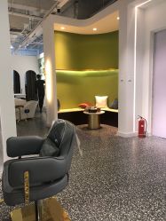 -尚羽华东接发美发店