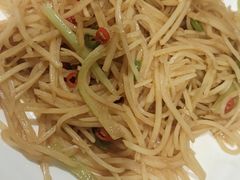 -桃子餐厅·天津菜(王顶堤总店)