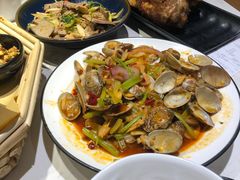 -丁里羊肉小镇(天鹅湖总店)