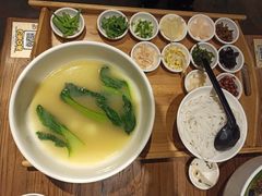 -茶花妹子云南餐厅(传媒大学店)