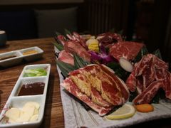 -明洞阿姨·韩式酱蟹烤肉·创意料理(三元桥店)