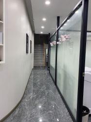 -苗方清颜专业祛痘·皮肤管理