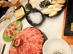 -鲜入围煮花胶鸡海鲜火锅