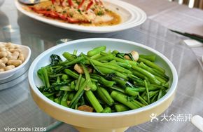 Pork Lard Crumbs Stir-fried with Baby Bok Choy