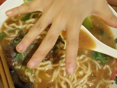 酸汤牛肉面-锅儿挑面馆