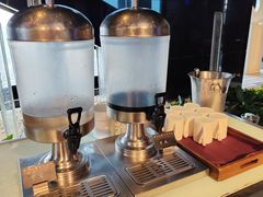 -唐拉雅秀酒店-西锦汇空中BBQ·思创餐厅