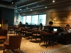 大堂-星巴克(上海虹桥南丰城办公楼店)