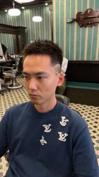 -海文先生国潮烫染男士理发馆