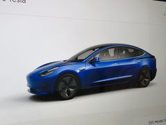 -TESLA 特斯拉(上海太古汇体验店)