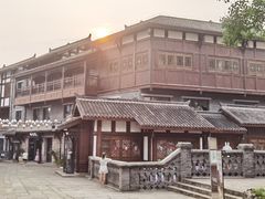 -磁器口古镇