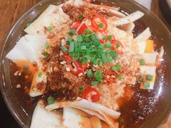 -楚媚娘炭火蛙锅(宽厚里店)