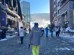 -中旅松花湖滑雪场