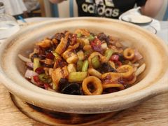 -品海楼·大连海胆锅贴馆(东港店)