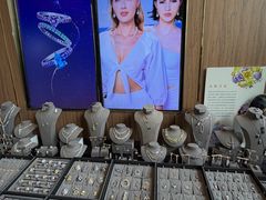 -广州周大福金融中心