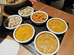 -蟹黄鱼·海派深夜面馆(巨鹿路店)