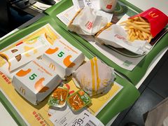 -麦当劳(轻轨曹杨路店)