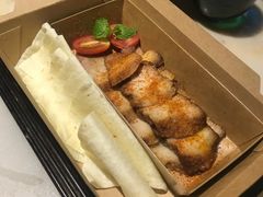 -佬麻雀·剁椒鱼头(京基KK One店)