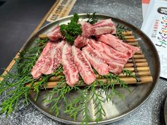 -草家酱蟹炭火烤肉店(珲春南路二店)