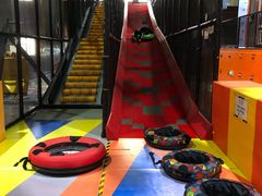 -嗨翻Hi-Fun竞技主题乐园·蹦床亲子生日轰趴(国光1937店)