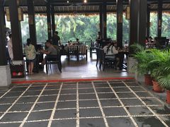-三亚亚龙湾五号度假别墅酒店