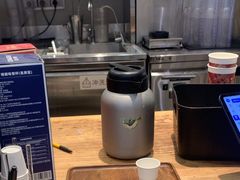 -霸王茶姬(上海静安大悦城店)