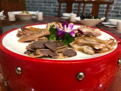 卤味拼盘-万重锦·人文川菜馆(骡马市店)