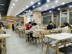 大堂-江城燕子大排档(江汉路步行街店)