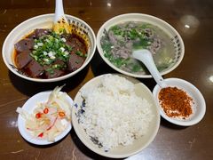 -杨三孃跷脚牛肉(玉双路店)