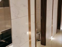 -青岛海尔洲际酒店