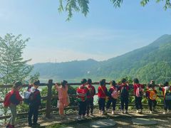 -宾果蒙特梭利托育儿童之家幼儿园(爱琴海店)