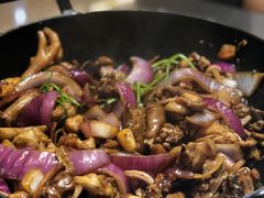 -胡须佬鸡煲四季火锅店(石厦西村直营店)