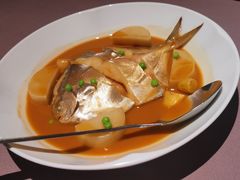鲳鱼烧年糕-新荣记(南京西路店)