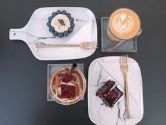 -UNI UNI(环亚凯瑟琳店)