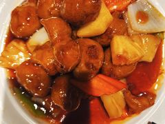 海鲜菠萝咕咾肉-老广酒楼(樱花店)