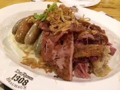 香肠拼盘-皇冠自酿啤酒坊(中国红街5号楼店)