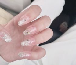 -Pink You美甲美睫纹绣定制中心