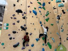 -ROCKPLUS攀岩馆(环宇城店)