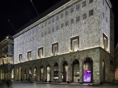 -文艺复兴百货(米兰大教堂广场店)