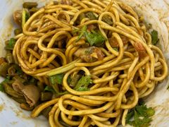 -王拐拐热干面·武汉三鲜豆皮(徐家汇店)