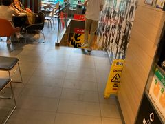 大堂-麦当劳(东苑丽宝商业广场店)
