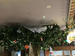 -八府香鸭·啫啫煲(华山路店)