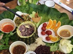 -沐毫傣泐云南菜孔雀宴•手抓饭傣味烧烤(曼听公园店)