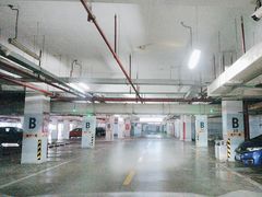 -万宝财富商业广场