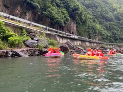 -安吉龙王山峡谷漂流